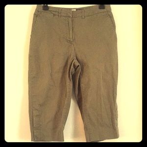St. John's Bay Capri Pants